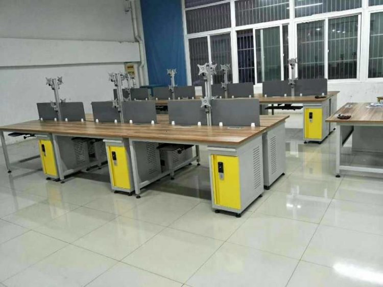 工（gōng）廠工作台，車間工作桌定製廠家
